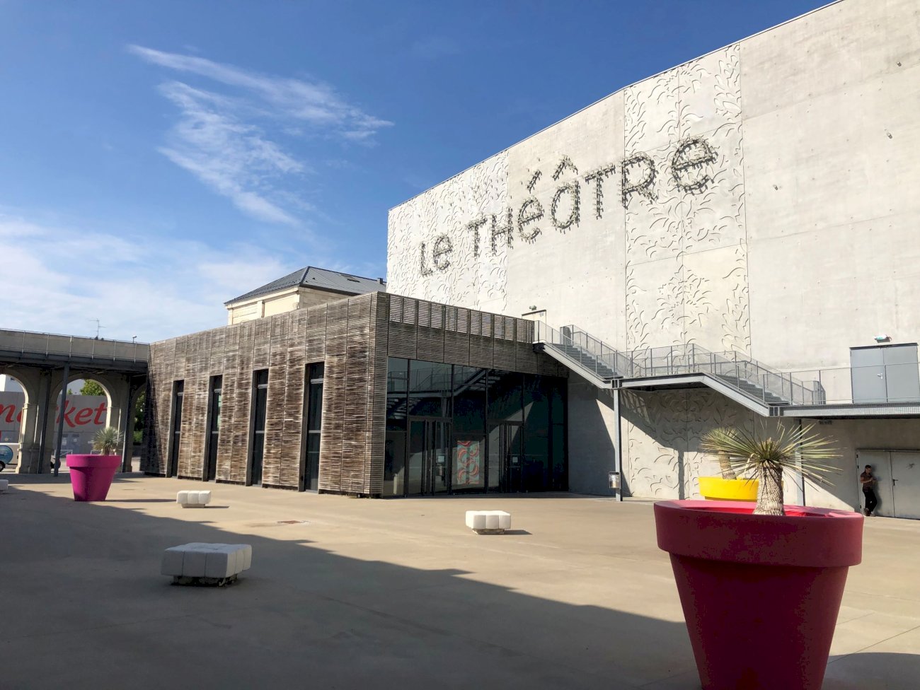Enseigne lumineuse Théâtre Saint Nazaire